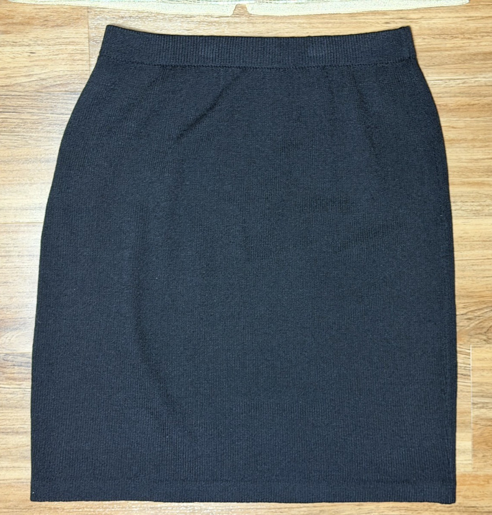 St. John Basics Black Knit Pencil Skirt Elastic Waist Made in USA - Size 6